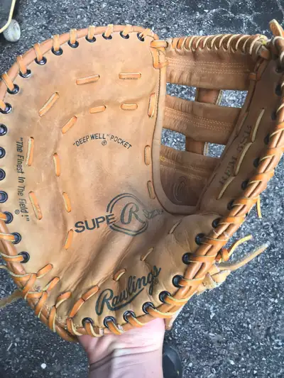 Rawlings left handed first baseman’s glove. Large, View more