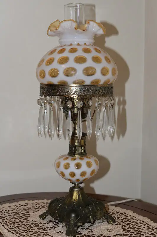 Antique Crystal Lamp in Arts & Collectibles in Barrie - Image 2