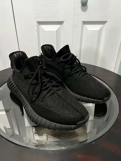ADIDAS YEEZY BOOST 350 V2ONYX Sz 9,5 Man, View more
