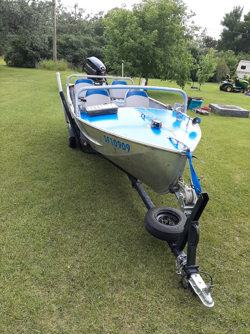 Boat with trailer Powerboats & Motorboats Winnipeg Kijiji