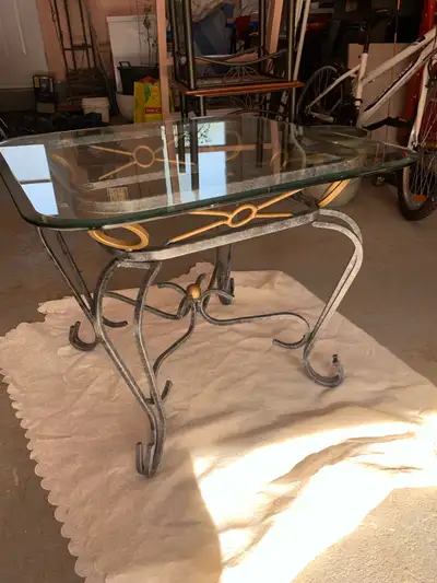 Table basse en fer forgé et dessus verre trempé , View more