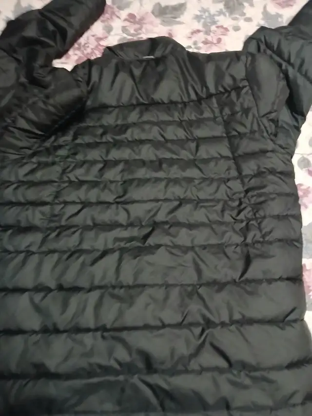 Columbia women jacket S in Women's - Tops & Outerwear in City of Toronto - Image 3