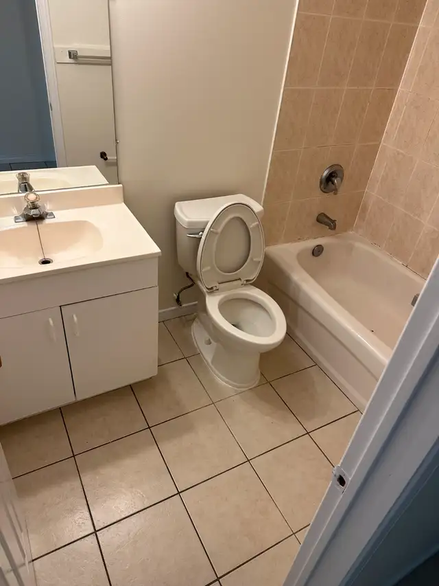 Basement apartment for rent62864375114370123