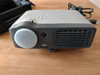 Optoma EP739 DLP Projector