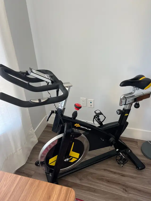 Stationary Exercise Bike (Indoor Cycling) in Exercise Equipment in City of Halifax - Image 2
