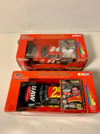 2002 Racing Champions Collector’s Series 1:24 Diecast Set of 2 