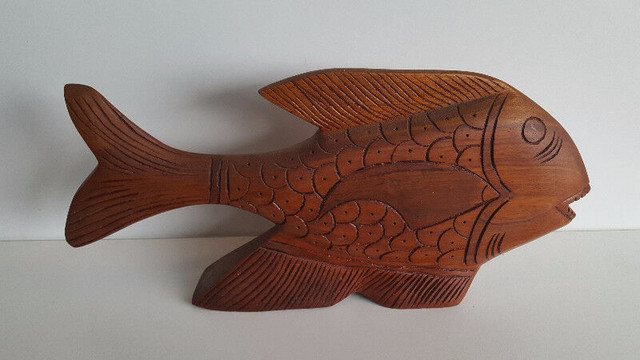 poisson sculpté en bois dans Art et objets de collection  à Longueuil/Rive Sud - Image 2