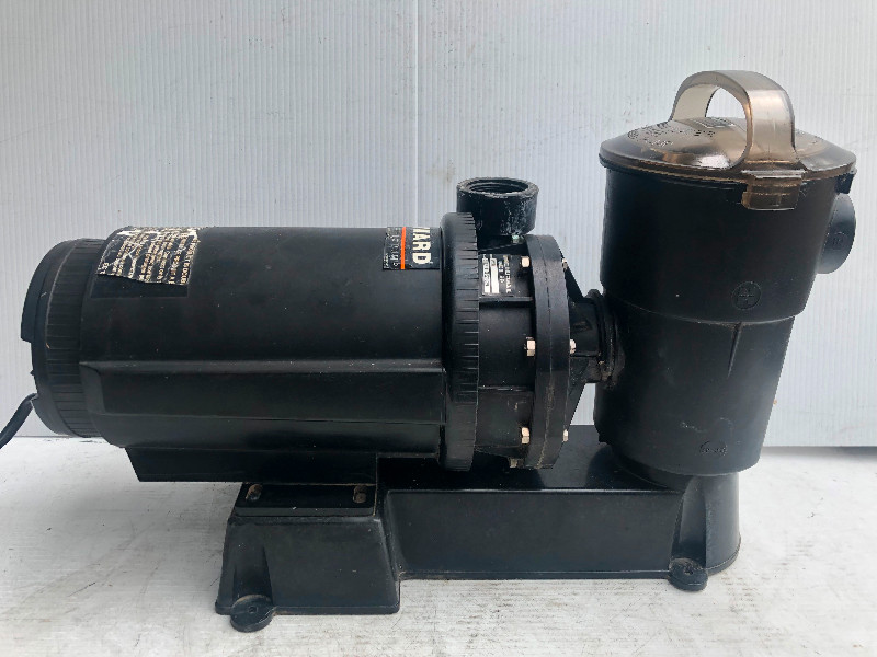 POMPE MOTEUR DE PISCINE HAYWARD ULTRA PRO LX ( 1.5 HP ) Spas et piscines Laval/Rive Nord
