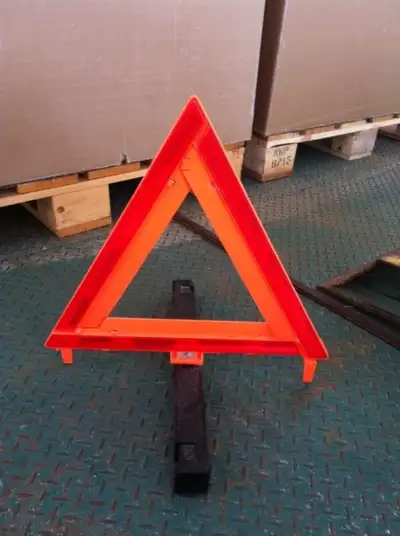 Emergency warning triangle, View more