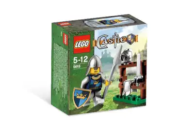 Lego castle fantasy era 5615 The Knight. Sealed in excellent condition.