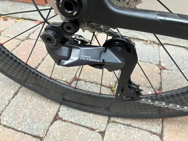 Felt VR Pro Ultegra Di2 Road Bike 2026, size 56 in Road in Ottawa - Image 4