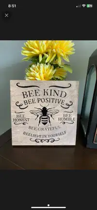 Bee Kind wood sign