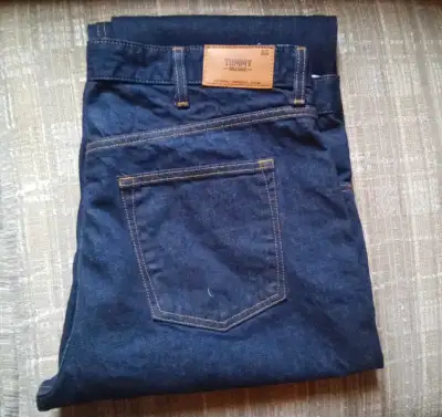 Tommy Hilfiger 85 original American dean jeans straight Leg are brandnew preowned never worn listed...