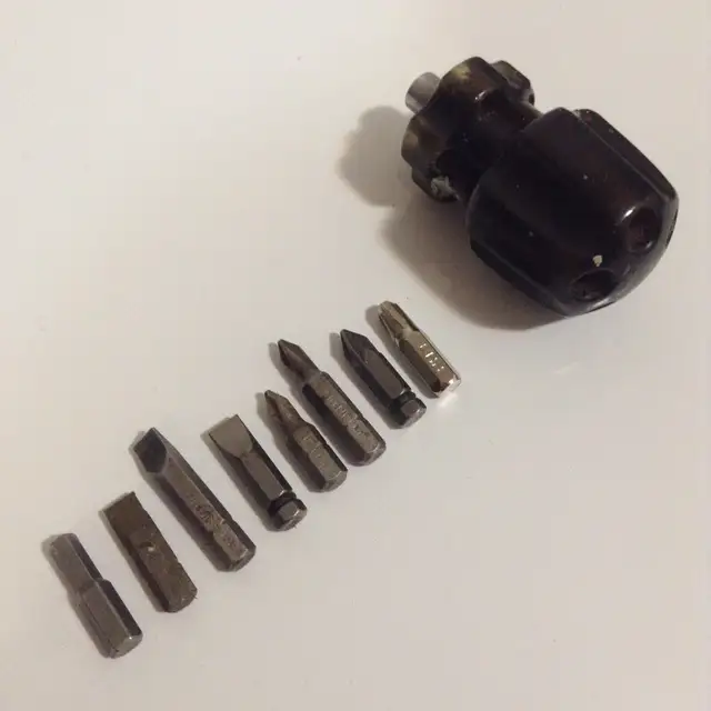 Multi-bit Stubby Screwdriver Set 7 bits65565413641986120