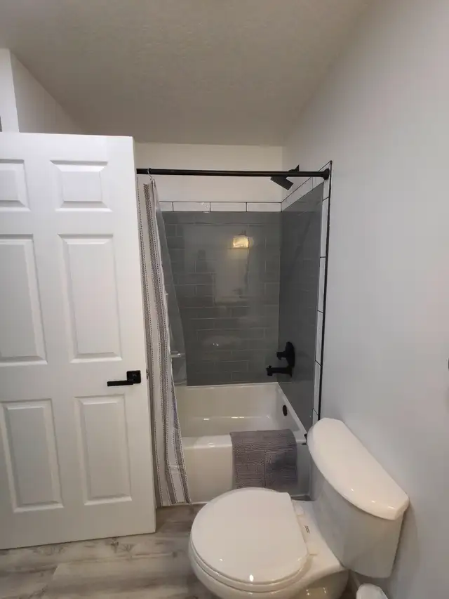 Home Renovations & Carpentry | Decks, Framing, Drywall & More in Renovations, General Contracting & Handyman in City of Halifax - Image 10