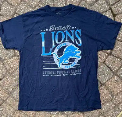 Detroit Lions NFL Football Defend The Den T Shirt Sz XL, View more