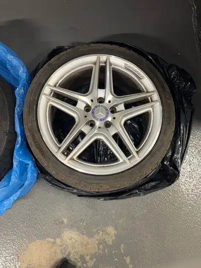 Great condition OEM Mercedes Benz rims 18” 1 rim slightly damaged but fixable as seen in last pictur...