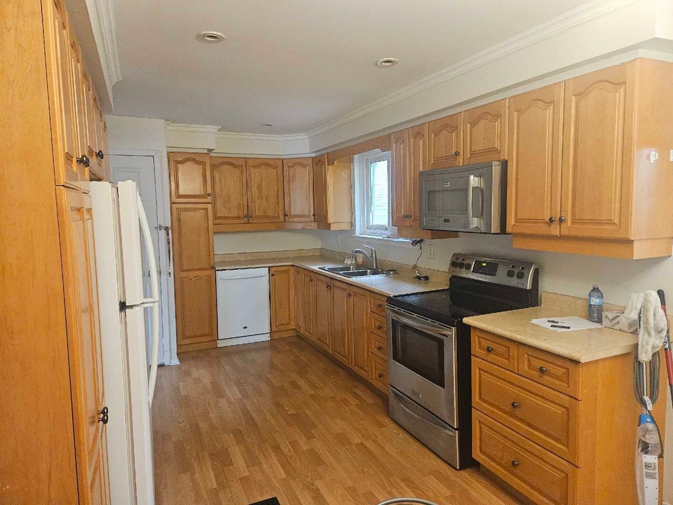 Top Two Floors Bronte Rental 2