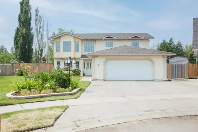 Newly Listed in Crescent Acres Image# 1