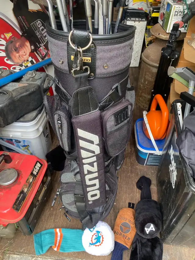 Men’s Left Handed Golf Club Set/Bag in Golf in Norfolk County - Image 3