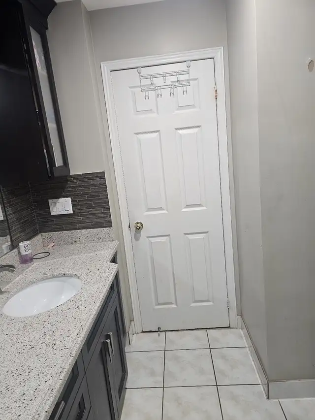 Room for Rent @ Morningside rd & Staines rd ( Master Bedroom) in Room Rentals & Roommates in City of Toronto - Image 12