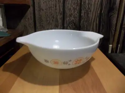 PYREX 444 4QT USA, View more