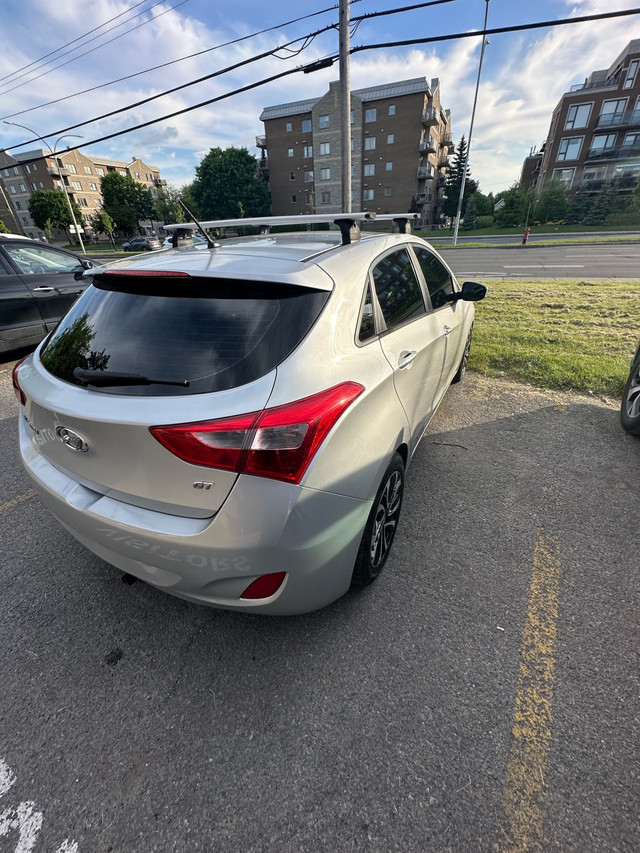 Hyundai Elantra Gt 2015 dans Autos et camions  à Ville de Montréal - Image 2