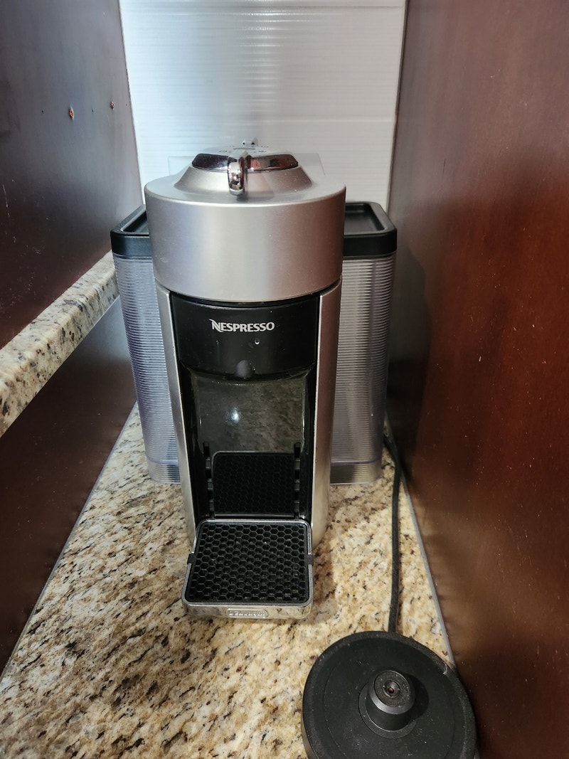 Nespresso veurto Coffee Machine Coffee Makers Ottawa Kijiji
