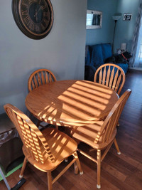 Furniture for sale, couch, table and chairs, coffee end tables 