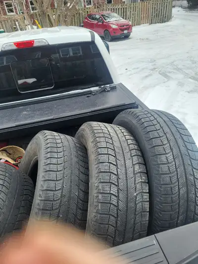 Set of 4 MICHELIN LATITUDE X ICE Tires No Patches or Damage Pick up only Cash payment