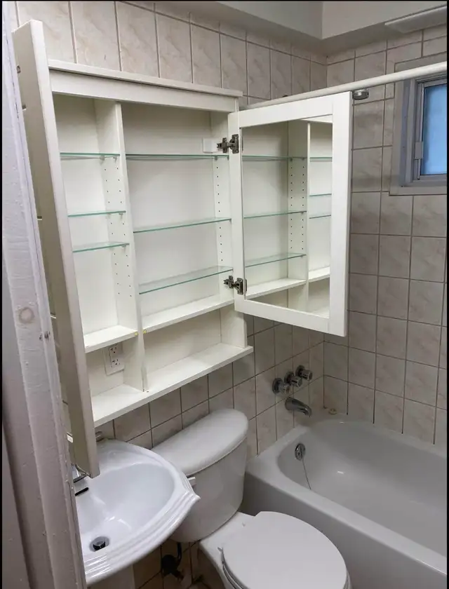 31/2 bachelor à louer in Long Term Rentals in City of Montréal - Image 7
