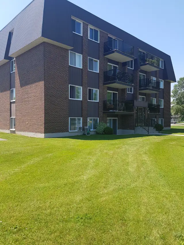 4 1/2 a louer a Sorel- Tracy libre pour juillet ou avant