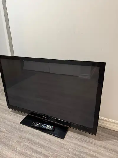 LG 42” Plasma TV – Model 42PT350, View more