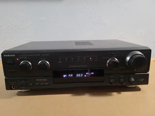 Technics SA-AX540 Stereo Receiver in Stereo Systems & Home Theatre in Oakville / Halton Region - Image 2
