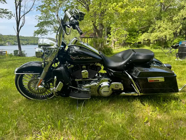 2012 Road King in Touring in Bedford - Image 10