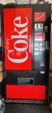 Pop Vending Machine 