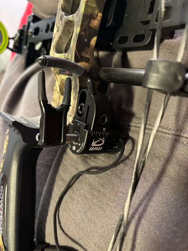 Bowtech Amplify Package in Fishing, Camping & Outdoors in Norfolk County - Image 5