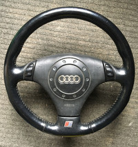 Volant Steering Wheel Audi S Line Fait sur VW MK4