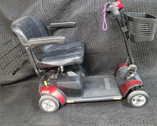 GOGO Elite Traveller Portable Mobility Scooter Health & Special Needs