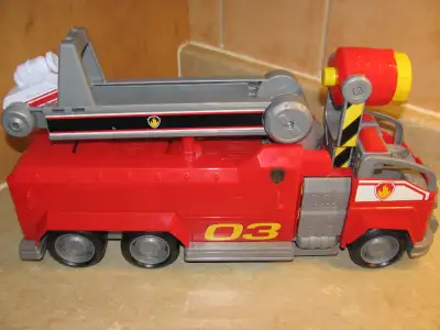 New Price *** Camion de pompier - Fire Truck *** Nouveau prix, View more