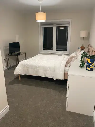 One room for rent with a build in private bathroom