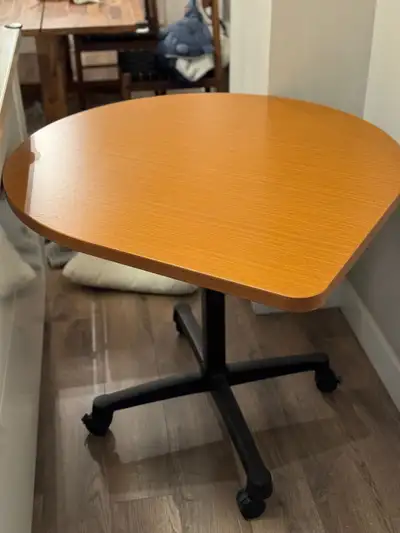 Very good condition pickup near Trinity-Belwoods