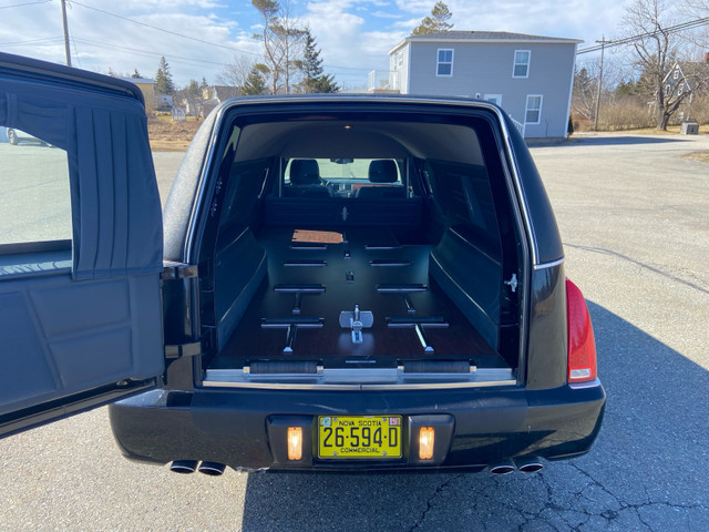 2008 Cadillac hearse  in Cars & Trucks in Yarmouth - Image 2