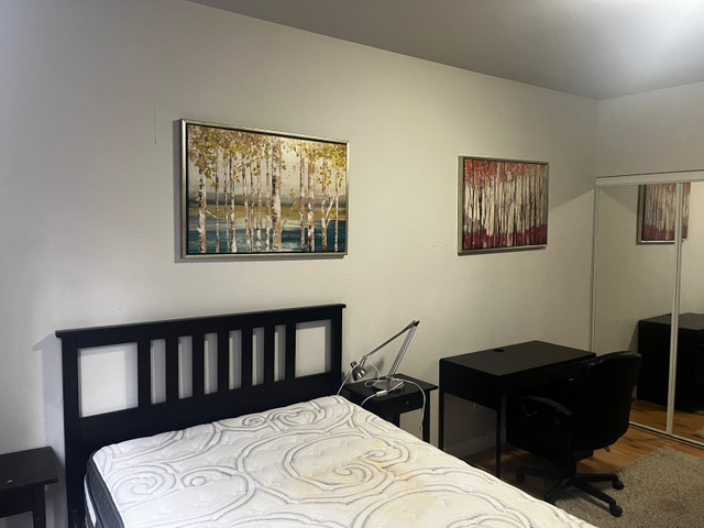 Bedroom for rent in Room Rentals & Roommates in Ottawa - Image 2