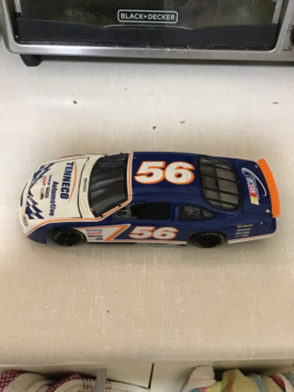 Die cast car 1999 Arts & Collectibles Mississauga / Peel Region