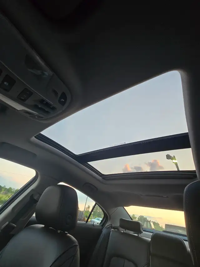 BUICK LACROSSE 2016 PREMIUM I FWD in Cars & Trucks in City of Montréal - Image 3
