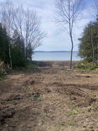 WATERFRONT building lot (north of Owen Sound)