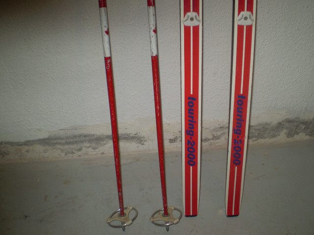 BONNA TOURING 2000 X Country Skis 190 cm and 125 cm POLES NORWAY in Ski in Thunder Bay - Image 3