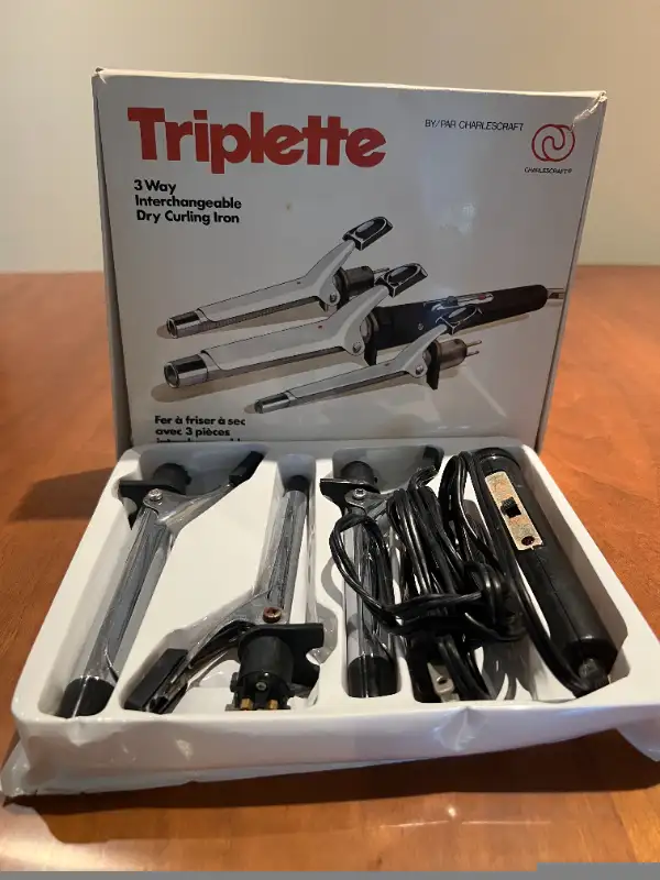 Curling Iron with 3 different sized curling iron barrels in Other in Kitchener / Waterloo - Image 5