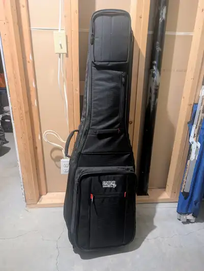 Gator ProGo series Ultimate Gig Bag for 2 Basses, View more
